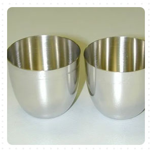 Platinum crucibles for the glass industry